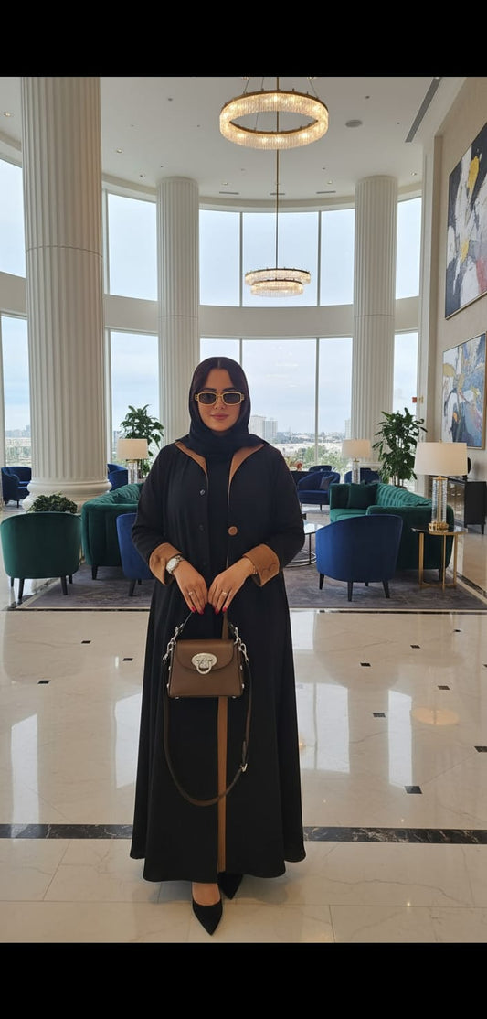 عباية فخمة بأناقة خليجية