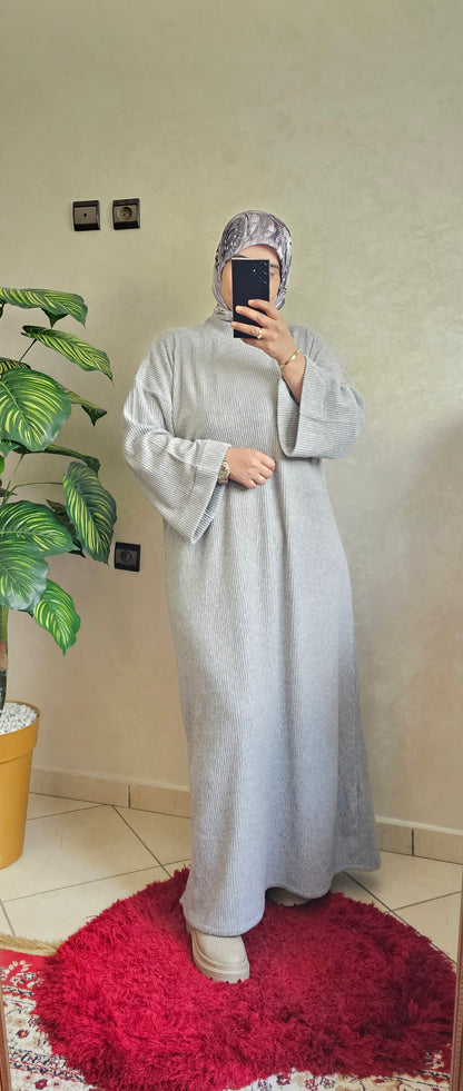 عباءة أوفر سايز مريحة - ألوان رائعة