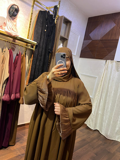 عباية فخمة واسعة بلمسة راقية