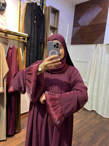 عباية فخمة واسعة بلمسة راقية