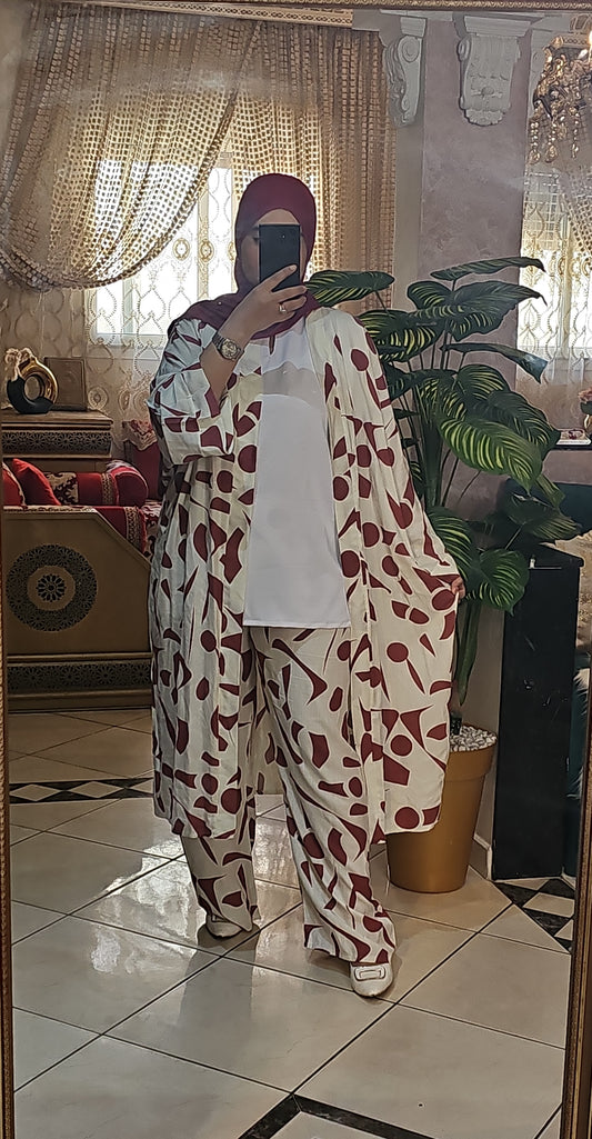 إطلالة صيفية أنيقة للمحجبة